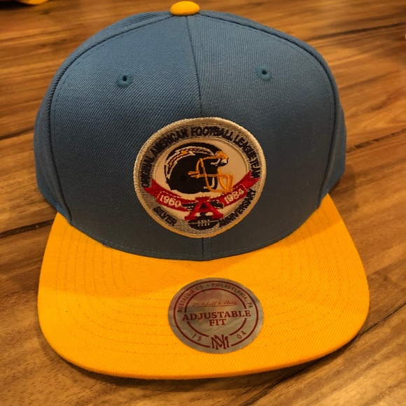 Mitchell & Ness Other - NFL Mitchell & Ness San Diego Chargers Snapback